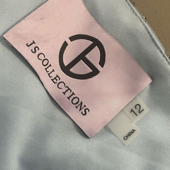 JS Collections Julia Cap Sleeve Sequin Column Gown- Size L - Picture 11 of 12